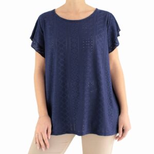 Blusa em bordado inglês